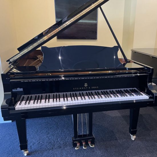 Highest Quality Grand Pianos Melbourne | Lyra Piano Shop