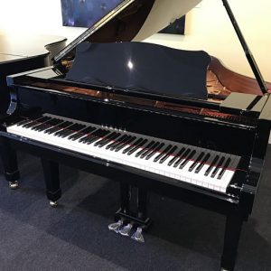 Yamaha C2L Grand Piano
