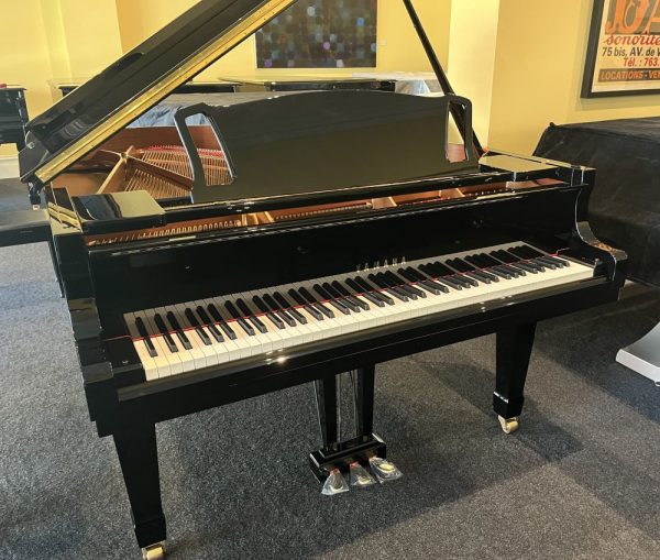 Yamaha C3XA grand piano